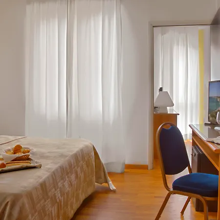 Hotel Mistral2 4*
