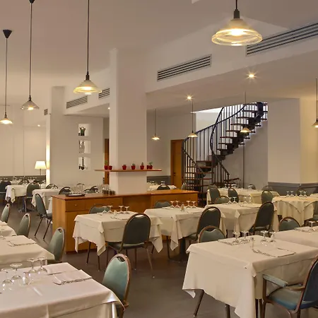 Mistral2 Hotel