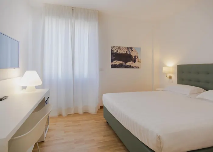 Mistral2 אוריסטאנו