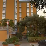 Mistral2 Hotel 4*