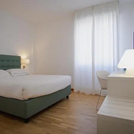 Mistral2 Hotel Oristano