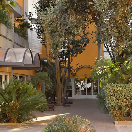 Hotel Mistral2 4*